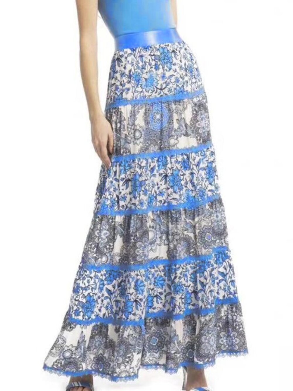 Alice + Olivia Blue White Floral Lace Maxi Skirt Size 4